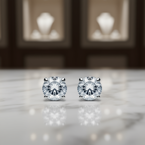 Orecchini a lobo Tiffany & Co. con diamanti taglio brillante rotondo, montatura a griffe, gioielli classici da donna per fidanzamento - Product Image 2