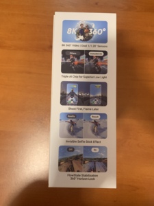 Insta360 X5 Standard/Essentials : Effet de bâton de selfie invisible pour capturer des angles vue à la troisième personne et des vue comme celles d'un drone, sans bâton visible. - Product Image 2
