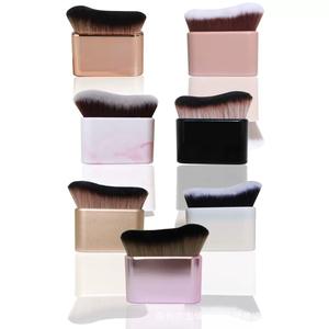 Brocha de Maquillaje MLM de Diseño Exclusivo en Oro Rosa, Brocha Plana Angulada para Contorno, Brocha para Base de Maquillaje con Mango de Cobre - Product Image 1