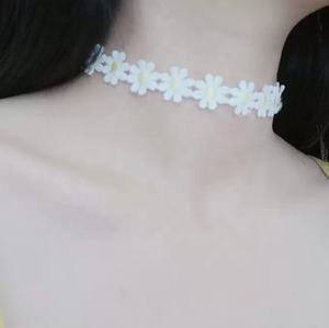 Collar <span class=keywords><strong>de</strong></span> Gargantilla MoyaMiya con Flores Coloridas Tejidas con Cordón <span class=keywords><strong>de</strong></span> Tela, Estilo Coreano, para Mujeres y Niñas, Joyería Popular <span class=keywords><strong>de</strong></span> Primavera y Verano - Product Image 3