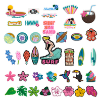 Personnalisé en gros pvc selva sandale accessoires Hawaii été vocation chaussures décorations surf perroquet chaussure charmes