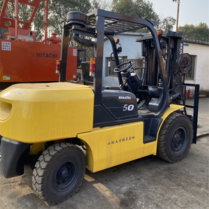 Komatsu 5 toneladas 3 mástil Triplex 4,5 m carretilla elevadora Japón Original FD50 segunda mano manual transpaleta buena bomba precio razonable - Product Image 1