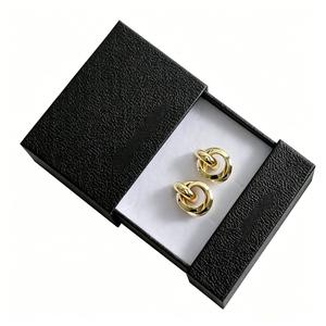 Estuche Premium Personalizado para Pendientes con Logotipo Impreso, Caja Rígida de Papel con Cajón, Empaque de Alta Gama para Joyería, Venta al por Mayor Directa de Fábrica - Product Image 3