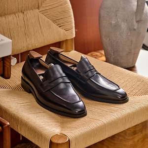 Chaussures décontractées pour hommes personnalisées, nouvellement lancées, populaires, élégantes et à la mode, en cuir. - Product Image 2