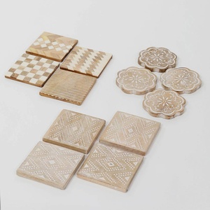 Juego de 6 Posavasos de Diseño Variado, Decoración y Accesorios para Mesa - Product Image 1