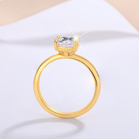 Perhiasan Hadiah Ulang Tahun Ibu Perak 925 Berlapis Rhodium, Set Cincin Moissanite Potongan Cushion & Asscher untuk IBU