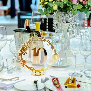 Numéros de table avec logo en acrylique doré pour les mariages, les anniversaires et les banquets Cartes de place de qualité supérieure pour les fêtes et les réceptions - Product Image 4