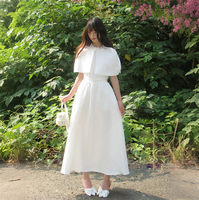 Ensemble de robe formelle haut de gamme, style élégant et mondain, ensemble deux pièces robe et châle floral blanc, robe de mariée pour le matin