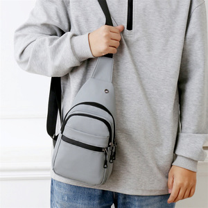 Bolso Bandolera de Pecho Impermeable Multifuncional Ligero y Moderno con Logotipo Personalizado - Product Image 3