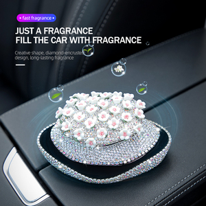 Ambientador de coche Diamond Luxury Scent Color personalizado Diseño de flores Perfume de aceite Fragancia de aire automática para dama - Product Image 4