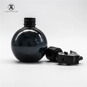 Botella vacía de plástico con forma de bola para mascotas, pulverizador de gatillo para jardinería, color negro, 150ml