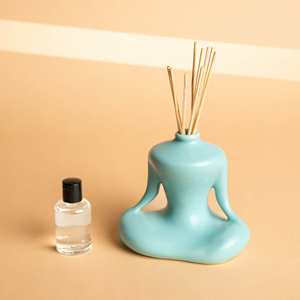 Difusor de Perfume KALYS Le Diffuser Zen, Difusor de Cerámica Tunecina Hecho a Mano con Acabado Satinado, Agrega 2-3 Gotas de Aceite, Aroma Jazmín Musc Blanc - Product Image 2