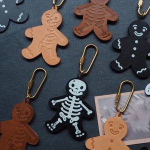 Nouveau porte-clés de style européen et américain pour Halloween, pendentif de sac à clés en cuir PU tendance, porte-clés de voiture polyvalent - Product Image 3