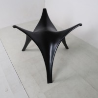 Nouvelle conception de base de table à manger en fibre de verre en forme de tulipe, trois pieds de table