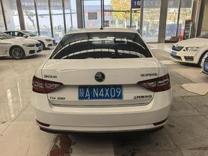<span class=keywords><strong>Skoda</strong></span> Superb modèle <span class=keywords><strong>2018</strong></span> TSI330 DSG version luxe Euro 5 - Product Image 4
