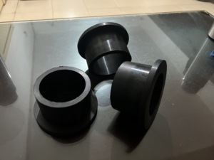 Nhà máy tùy chỉnh và sản xuất ống lót cao su đúc - Product Image 6