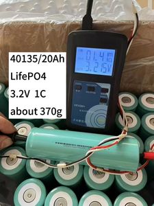 بطارية أسطوانية قابلة لإعادة الشحن LTO66160 بسعة 30 أمبير و35 أمبير و40 أمبير وجهد <span class=keywords><strong>3</strong></span>.2 فولت و2.<span class=keywords><strong>3</strong></span> فولت، وLFP32140 و46135 و40135 وC40 بسعة 15 أمبير و20 أمبير و21 أمبير و25 أمبير من نوع LifePO4 - Product Image 2