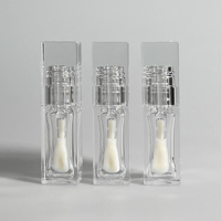 Fournisseur d'usine, tube à lèvres transparent en PET de 8 ml, tubes à gloss à lèvres vides personnalisés avec un grand pinceau, emballage de baume à lèvres
