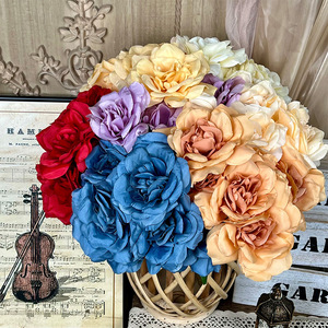 Bouquet de roses artificielles Yixuan, 7 têtes, fleurs en soie réalistes, décorations de mariage - Product Image 1