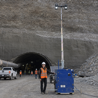 Tour d'éclairage mobile diesel à LED 4x500W avec mât hydraulique de 9m pour la construction et l'éclairage d'urgence