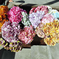 Grosir kualitas tinggi Dekorasi bunga Hydrangea massal putih sentuhan nyata lateks sutra Hydrangea bunga buatan untuk dekorasi pernikahan