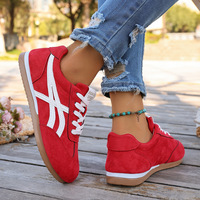 Nouvelles chaussures de sport décontractées en daim allemand à lacets, style rétro, respirantes, légères et confortables pour femmes, collection Printemps 2026