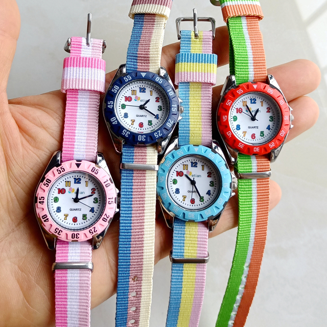 Colourful Numbers Dial Fashion Alloy Kids Boys Girls Children Students Soft Canvas Strap Quartz Birthday Party Gift Watches 32mm