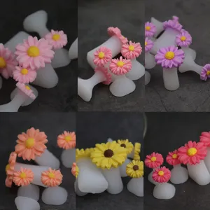 ที่คั่นนิ้วเท้าซิลิโคนลายดอกเดซี่ 8 ชิ้น สีลูกกวาด อุปกรณ์แยกนิ้วเท้า สำหรับทำเล็บมือ เล็บเท้า ดูแลเล็บ ทำเล็บ จัดแต่งเล็บ - Product Image 2