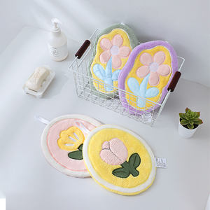 Toalla de Mano Absorbente de Felpa de Coral, 4 Diseños, Toallas de Baño de Microfibra Cálidas con Lazo para Colgar, Regalos de Cumpleaños - Product Image 5