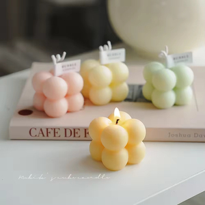 Bougie parfumée artisanale en cire de soja, parfum sucré, mini bougie en forme de cube à bulles, bougies parfumées créatives pour cadeau - Product Image 3