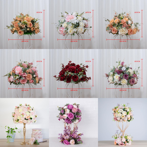 Boule <span class=keywords><strong>de</strong></span> fleurs artificielles en feuilles d'eucalyptus et <span class=keywords><strong>de</strong></span> soie OEM, <span class=keywords><strong>centre</strong></span> <span class=keywords><strong>de</strong></span> <span class=keywords><strong>table</strong></span> en rose blanche <span class=keywords><strong>pour</strong></span> mariage, Noël, Nouvel An - Fait à la main - Product Image 6