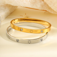 Bracelet en acier inoxydable Mirawell Premium avec incrustations de diamants floraux, design minimaliste résistant à la décoloration, bracelet pour femmes