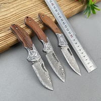 Couteau en acier forgé à la main à 67 couches avec manche en bois, couteau pliant portable pour le camping en plein air, la survie, l'épluchage de viande et de fruits