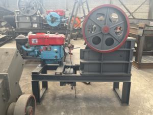 Trituradora de Mandíbulas 300*500 con Motor AC, Capacidad de 7t/h, Trituradora de Alta Eficiencia para Residuos de Construcción y Minerales, Fácil de Operar - Product Image 4