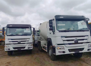 Camion malaxeur à béton XCM-G 15m3 G15SX neuf à vendre - Product Image 5