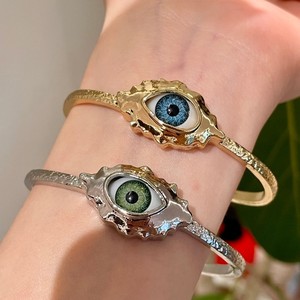 Pulseras de brazalete de aleación de zinc chapadas en oro con diseño de ojo, joyería de moda para fiesta para mujer - Product Image 2