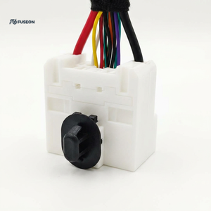 Fabricant de faisceaux de câbles basse tension pour systèmes de climatisation automobile sur mesure avec connecteurs multipolaires - Product Image 4