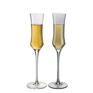 厂家批发可定制鸡尾酒杯香槟酒玻璃水晶钻石玻璃高脚杯花瓶