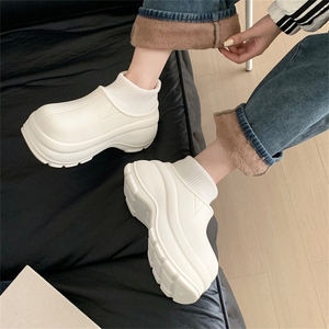 Ciabatte invernali in cotone da donna per esterni impermeabili caldi sandali in peluche con suola <span class=keywords><strong>EVA</strong></span> Fluff scarpe da giardino per la casa pantofole - Product Image 2