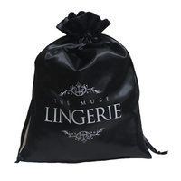 Grand sac de lingerie en satin à cordon personnalisé en soie noire recyclable avec logo personnalisé pour promotion