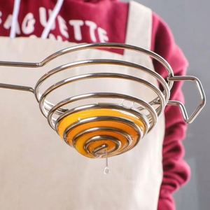 Séparateur de jaune d'œuf et de blanc d'œuf semi-automatique en acier inoxydable, pratique et créatif, filtre en spirale, passe au lave-vaisselle, lavage à la main uniquement - Product Image 2