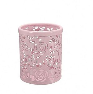 Organisateur de bureau en métal à motif de rose creuse, pot à crayons, porte-gobelet au design élégant pour le rangement des stylos - Product Image 1