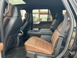 Auto Usado <span class=keywords><strong>Lincoln</strong></span> <span class=keywords><strong>Navigator</strong></span> <span class=keywords><strong>2022</strong></span> 3.5T Premium Luxury (305kW/415hp, 10AT, 4WD, Distancia entre Ejes de 3112 mm, China VI) - Product Image 4