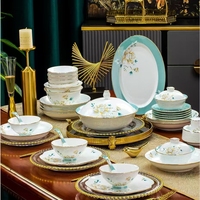 Service de table en porcelaine de Jingdezhen 56 pièces, style paysage Famille-Rose, tendance nationale, en porcelaine fine, bols et assiettes