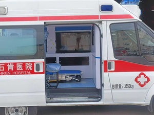 Nouvelle ambulance mobile JMC Foton, véhicule d'urgence hospitalier avec moteur à essence et transmission automatique - Product Image 4