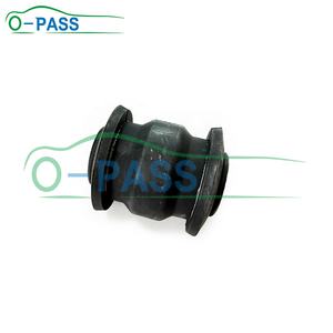 Buje Pequeño del Brazo de Control Delantero para <span class=keywords><strong>Honda</strong></span> Fit GK5 City T9A Jazz Freed Grace <span class=keywords><strong>Insight</strong></span> Shuttle HRV BELGEE X50 Coolray 51392-TG5-A01 - Product Image 2