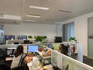 Chaussures de course sportives pour hommes Skechers – Nouvelle collection haute performance avec dégradé de couleurs, design athlétique amélioré, nouvelle chaussure de printemps pour homme - Product Image 6