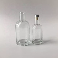 Bouteilles de vin en verre vert olive Riesling de 187 ml, 375 ml, 500 ml, 750 ml avec bouchon à vis noir et étiquette personnalisée