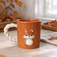 Mug en céramique vert sauge personnalisé pour Noël, tasse à café en grès avec sapin de Noël en relief 3D, poignée torsadée, cadeau de Noël, mugs pour la vente en gros