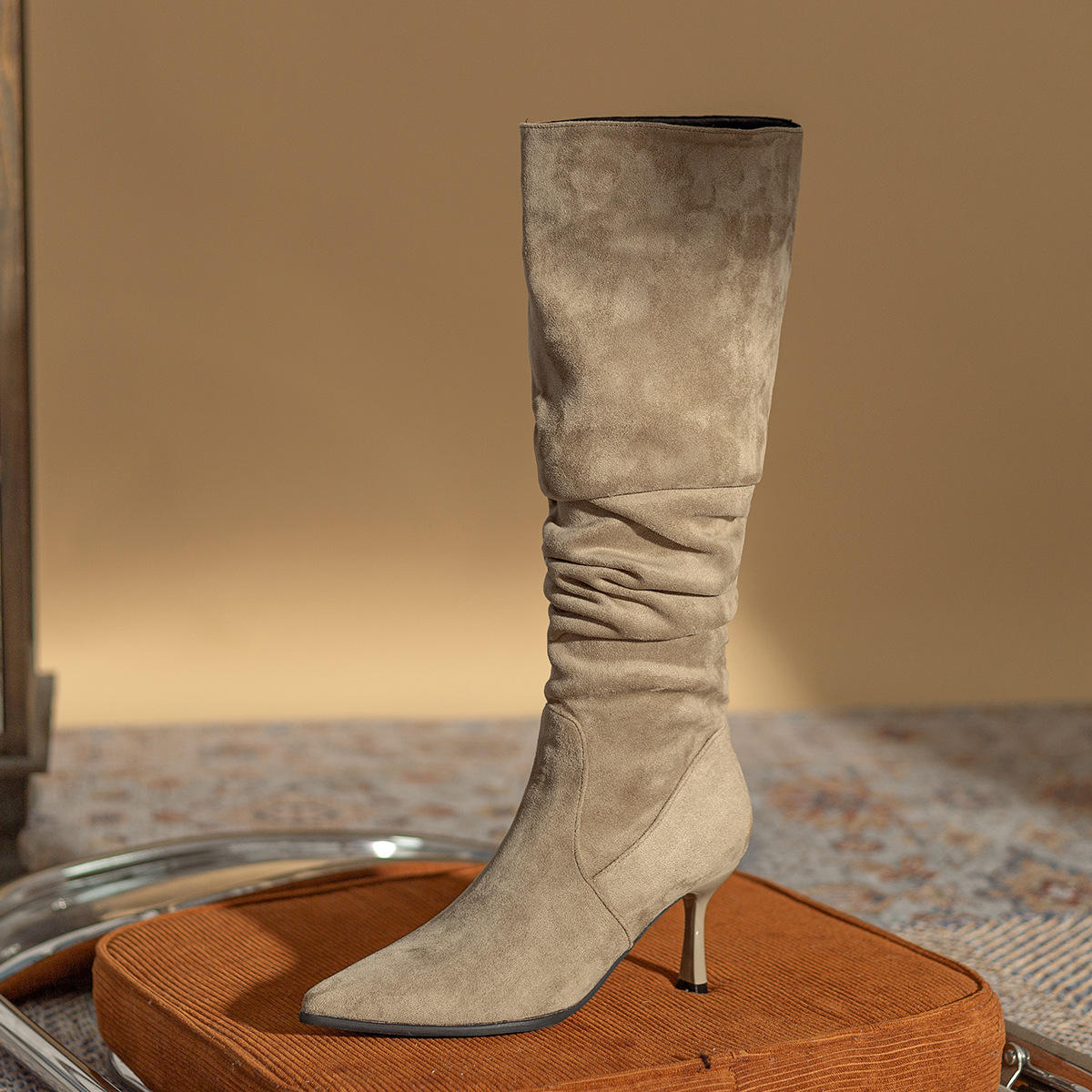 สีแอปริคอท